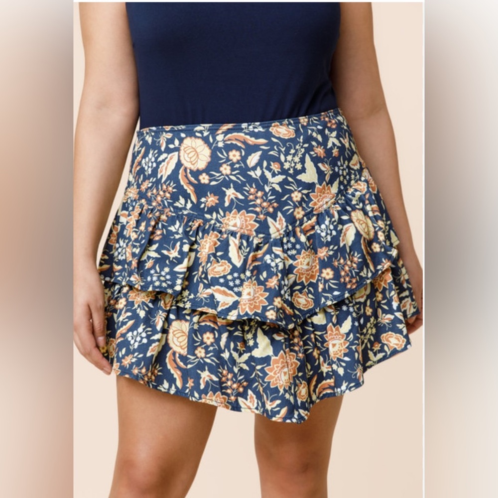 Francesca's Collections Floral Mini Skirt - Navy and Yellow NWT - Picture 4 of 14